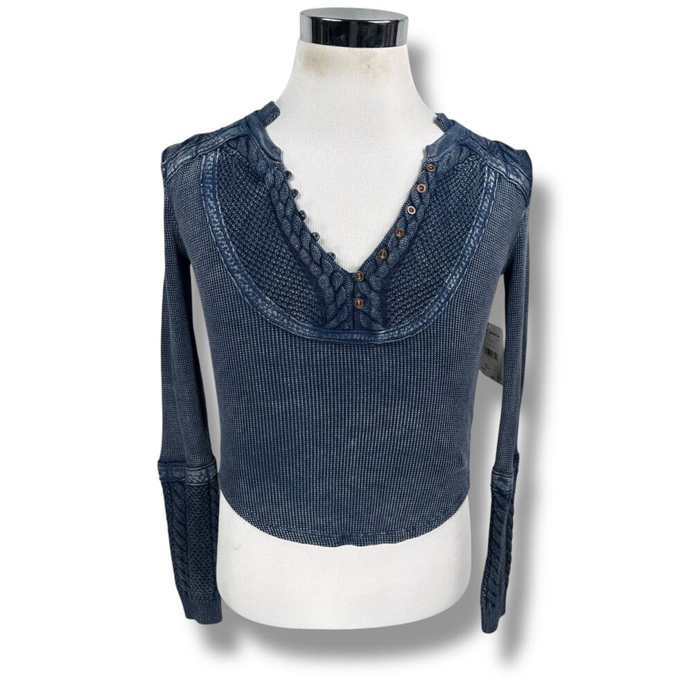 Free People Twisted Cable Cuff Top Women’s XS‎ Indigo Blue Pullover Knit NWT New